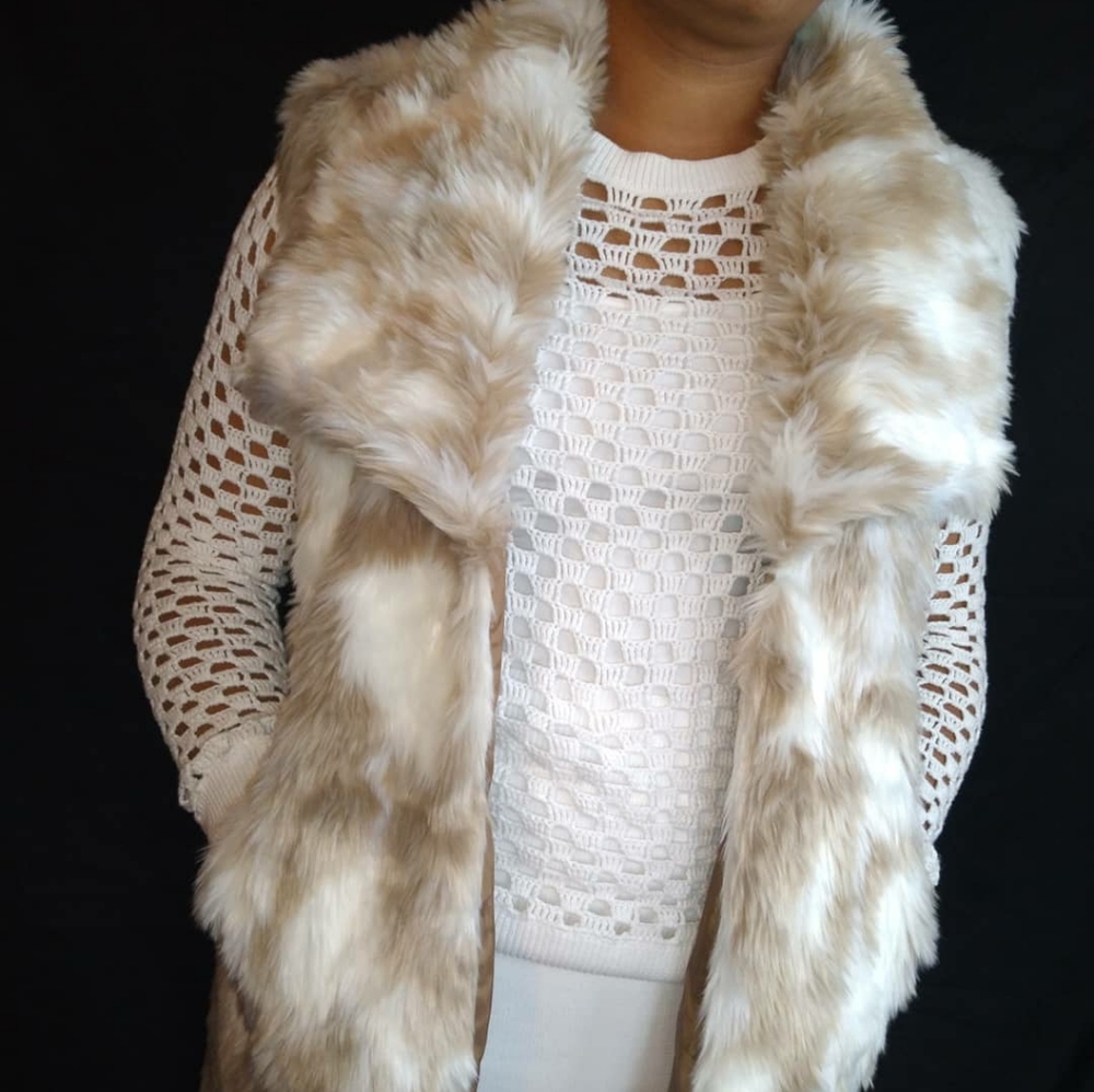 Vest - Picture 4 of 4